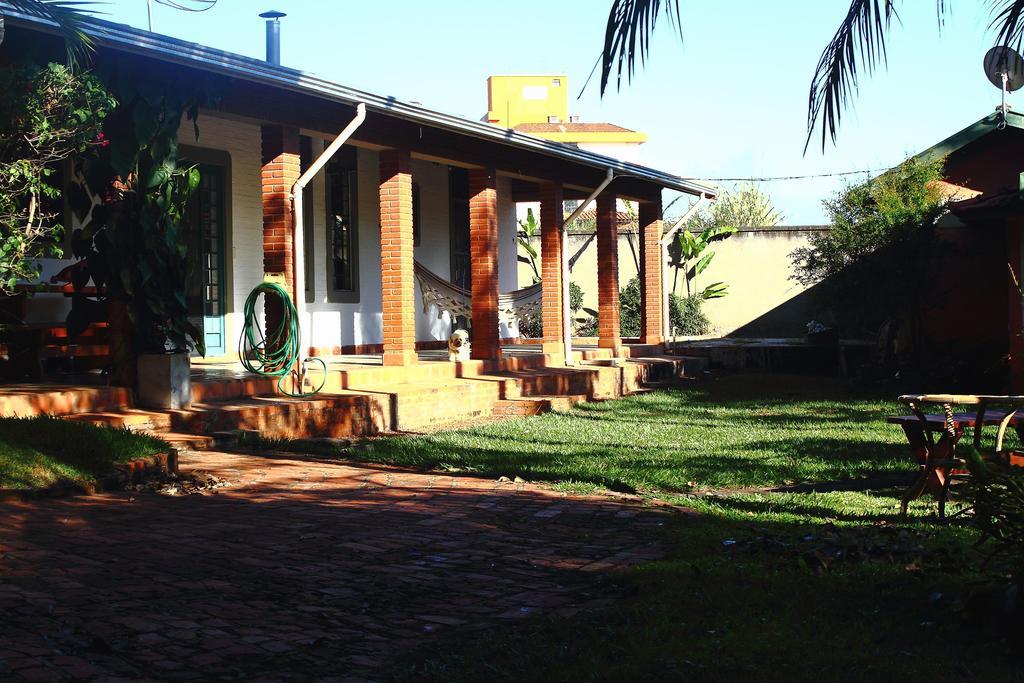 Chacara Ando Bed And Breakfast Águas de Santa Barbara Exteriör bild